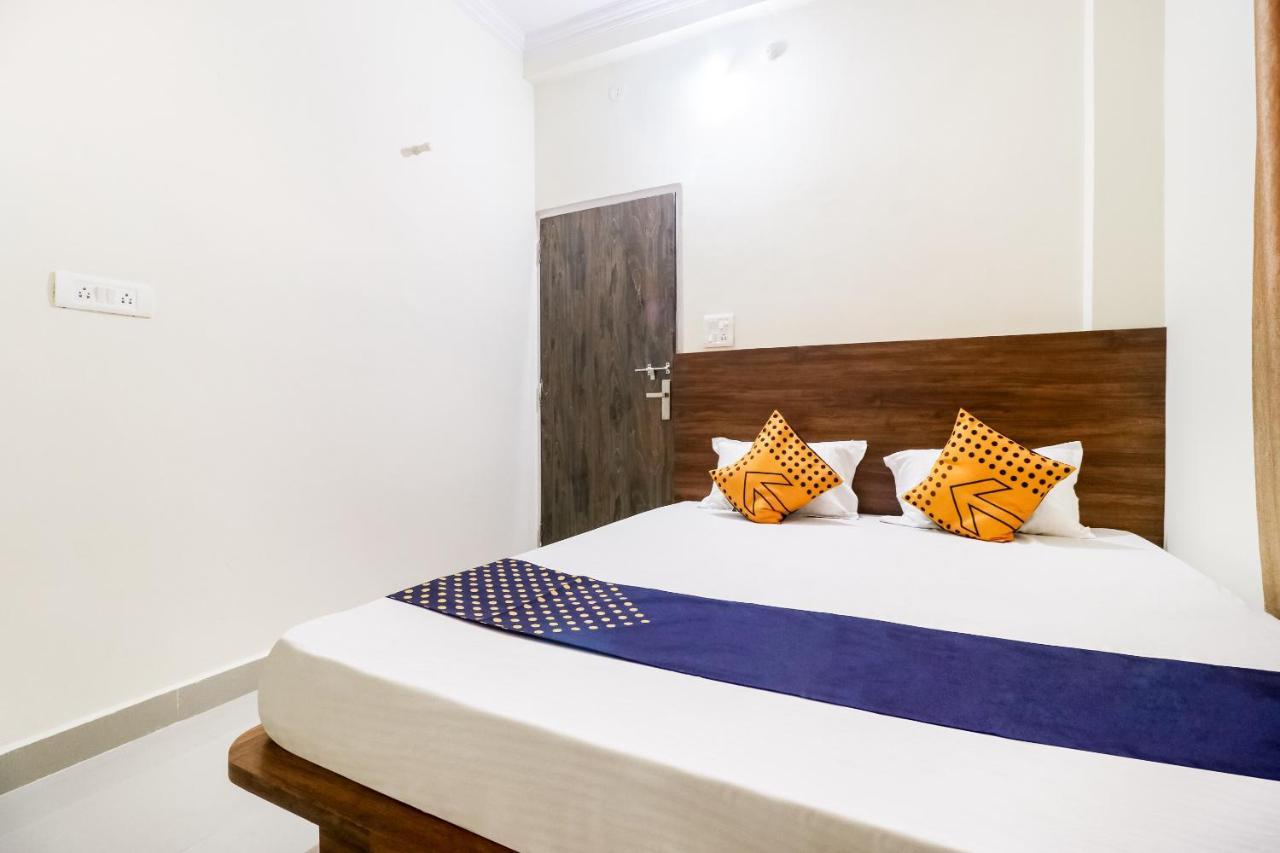 Oyo 40073 Yash Homestay Samarda Kaliāsot Exteriér fotografie