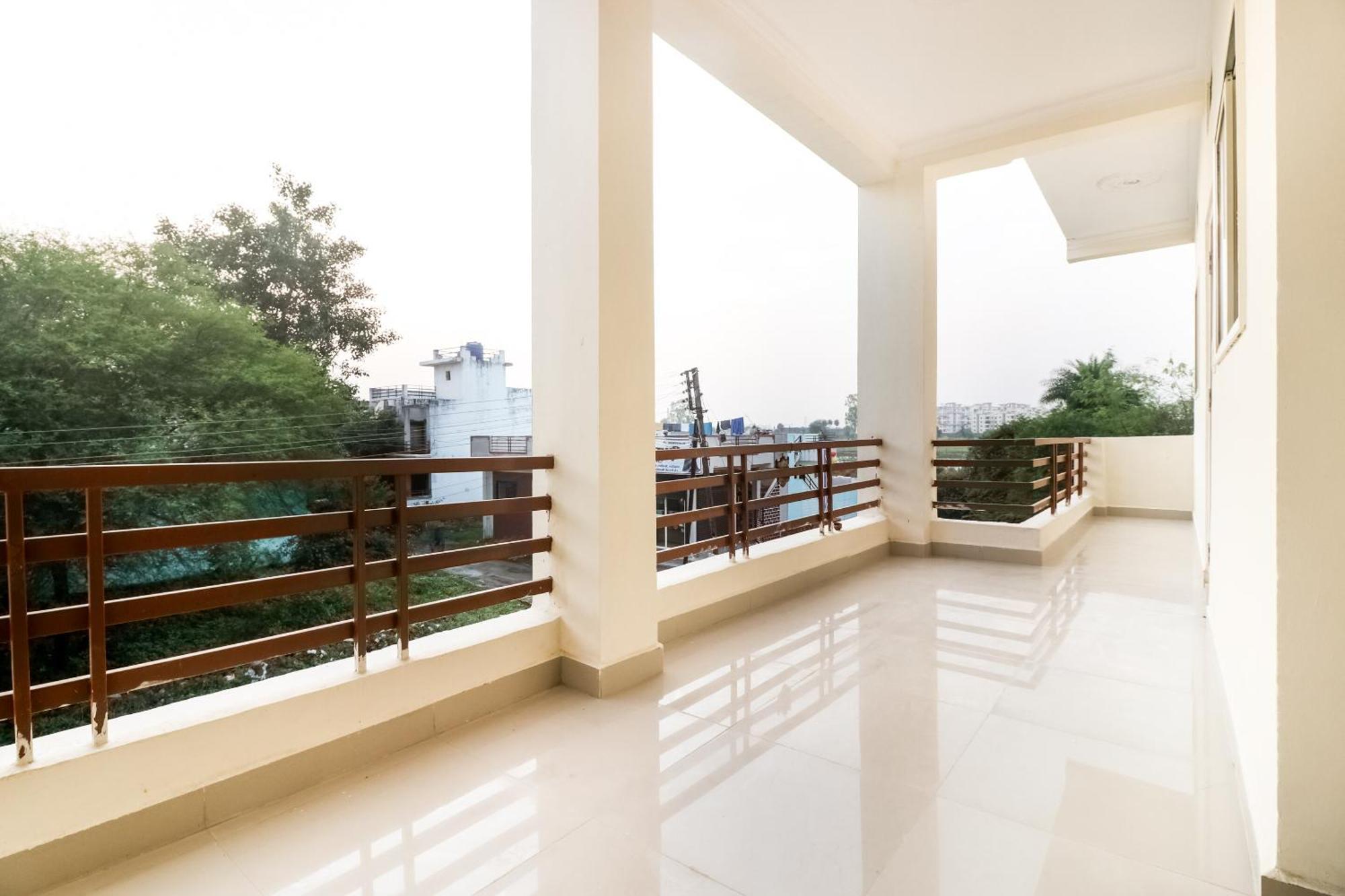 Oyo 40073 Yash Homestay Samarda Kaliāsot Exteriér fotografie